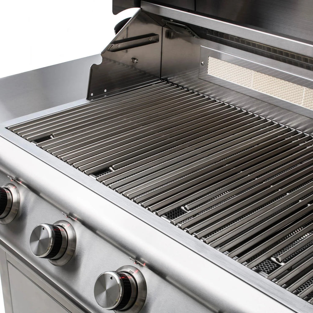 32 Built-In Natural Gas Grill with Lights B83463