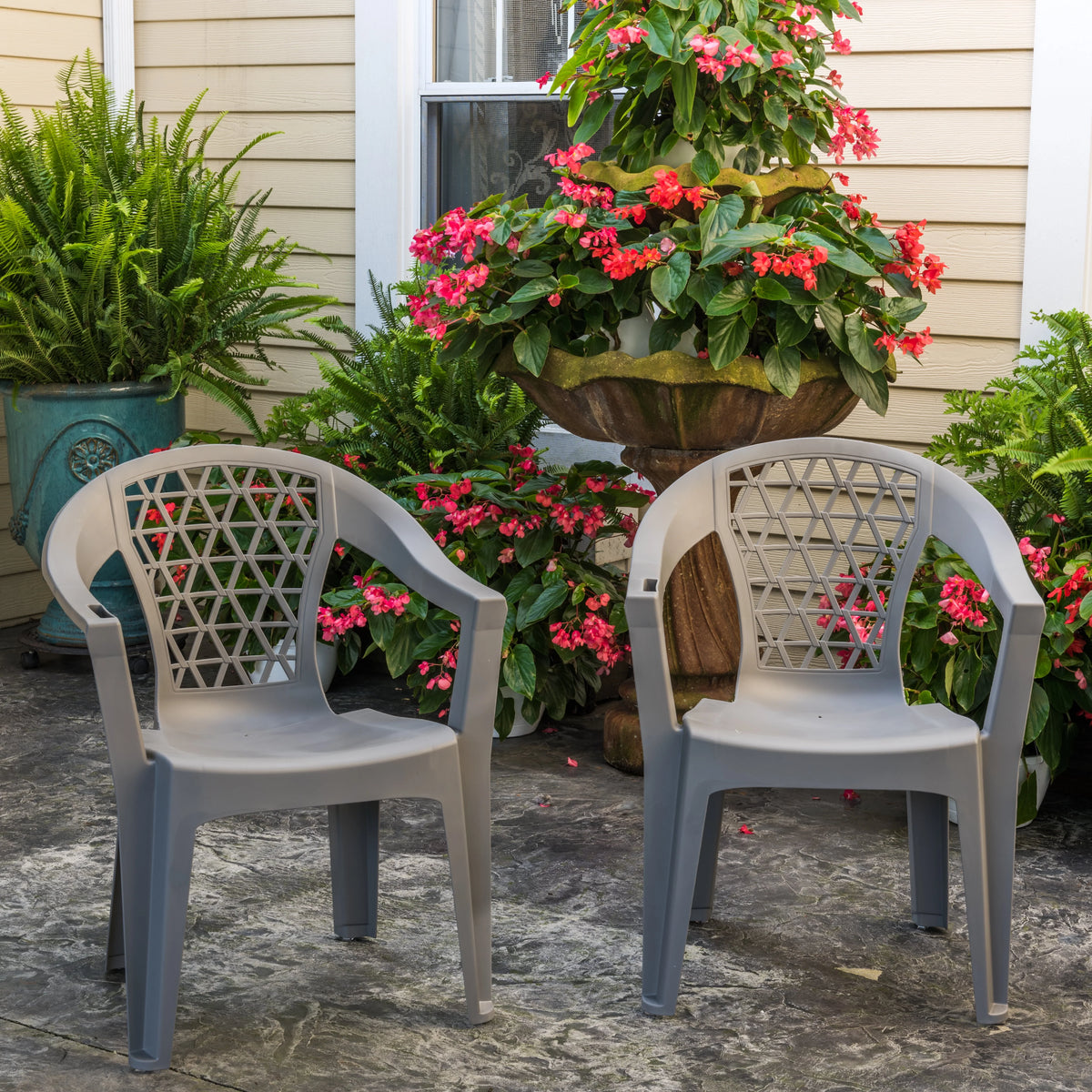 Gray Resin Stack Chair with Phone Holder F64274