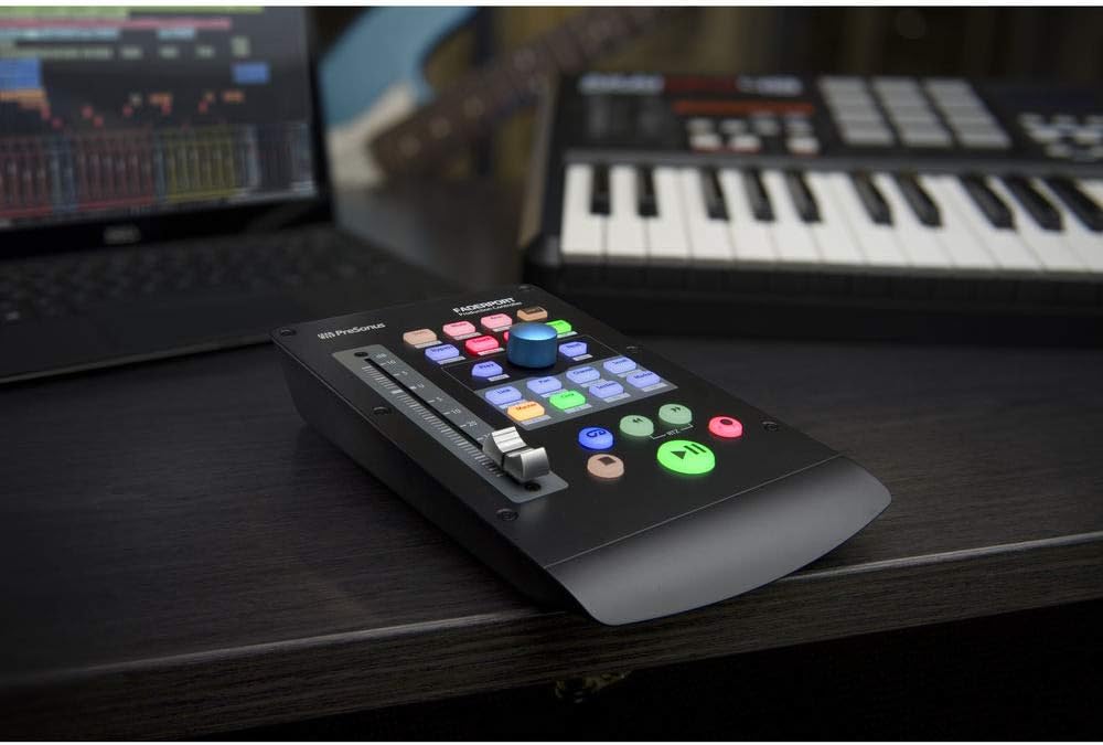 USB Control Surface with Footswitch and USB Extension Cable D4832