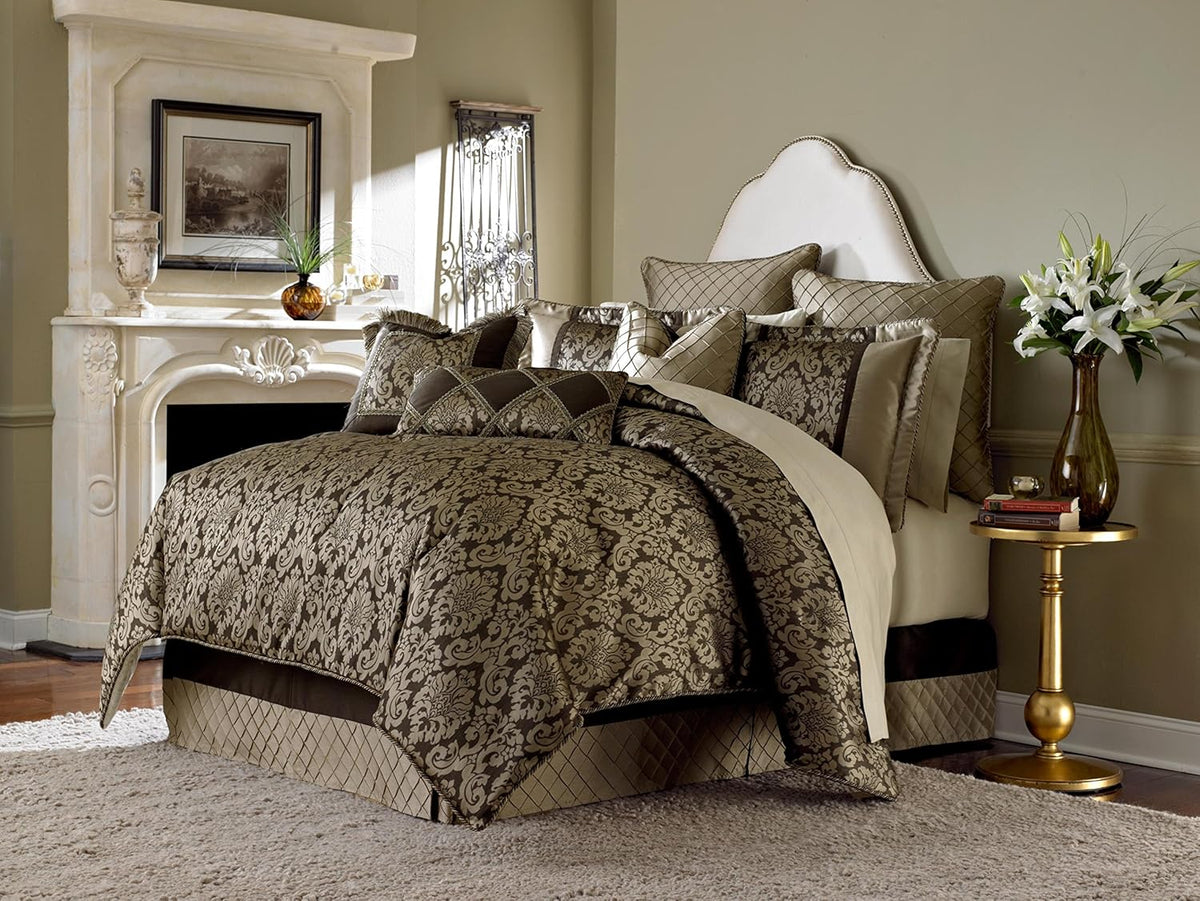 9 Piece Queen Comforter Set B151197