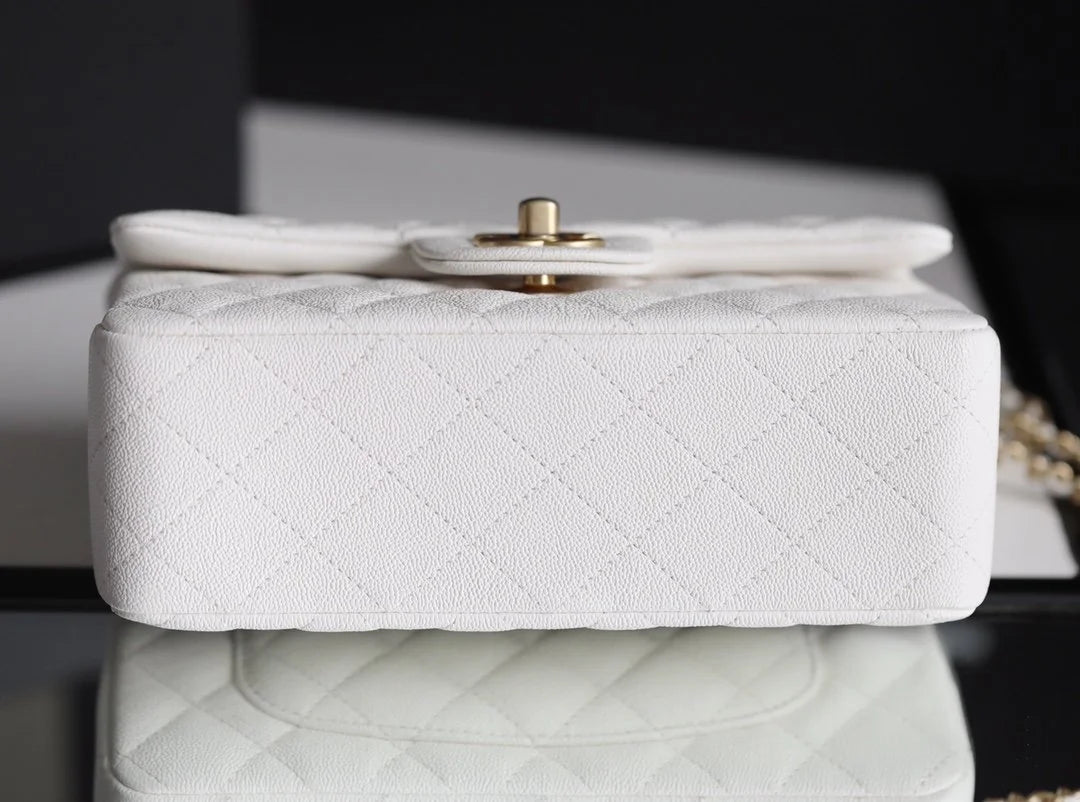 White Mini Flapbag With Top Handle K60430