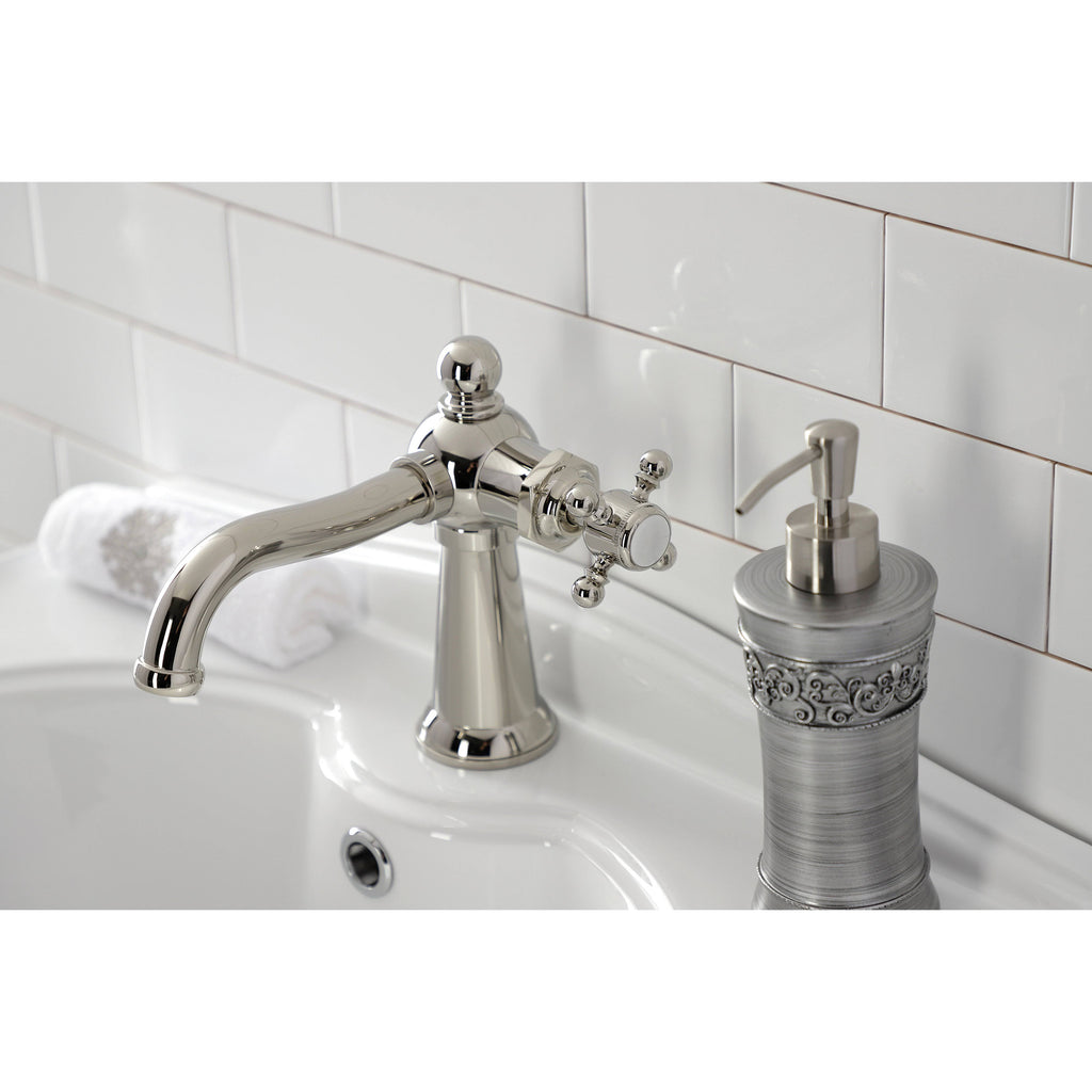 Single-Handle Bathroom Faucet with Push Pop-Up U955
