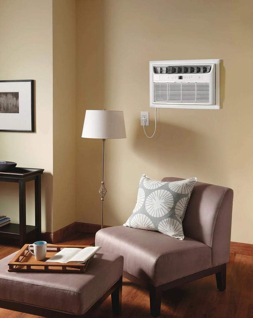 White 12000 BTU Through the Wall Air Conditioner H5912