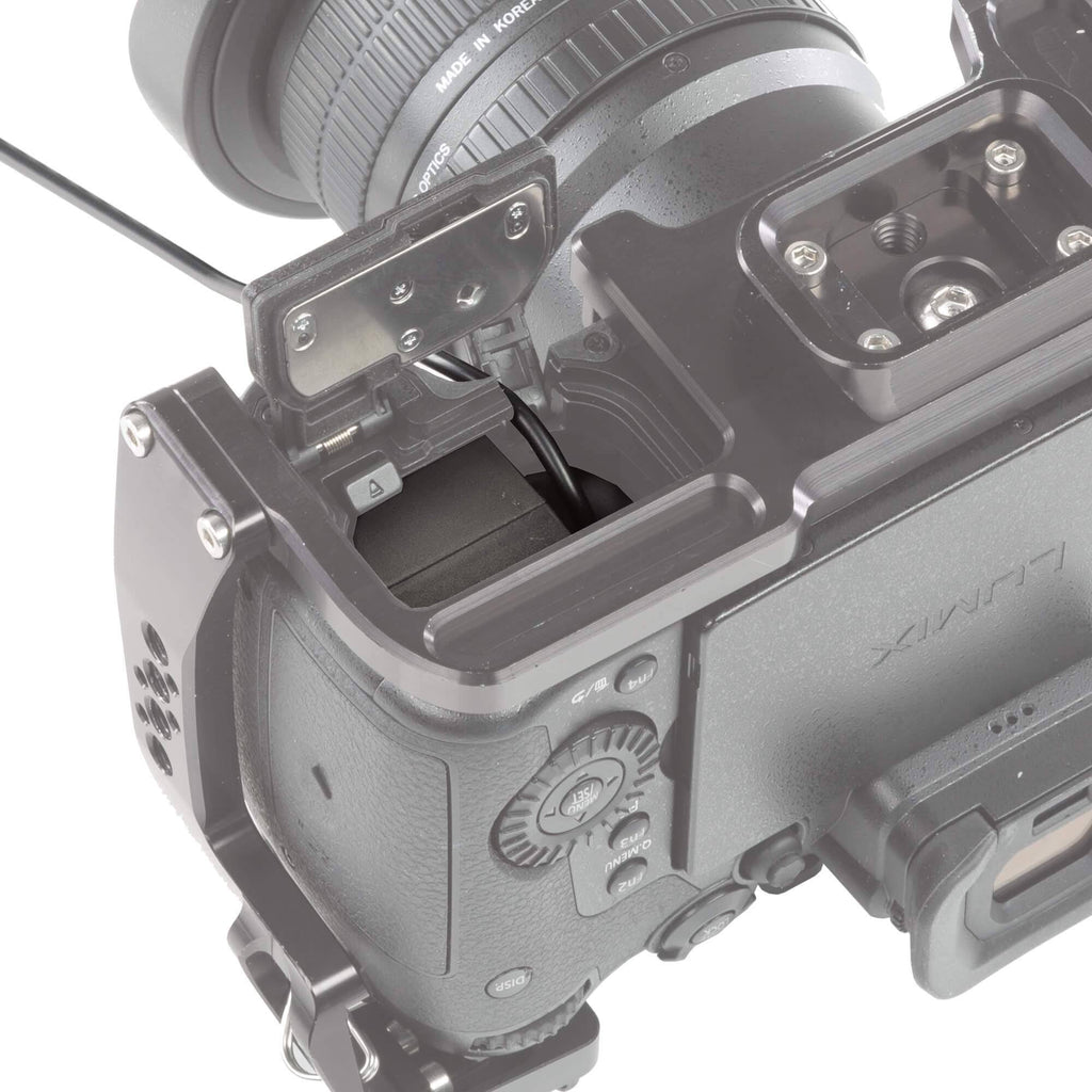 Camera Power & Charger H653835