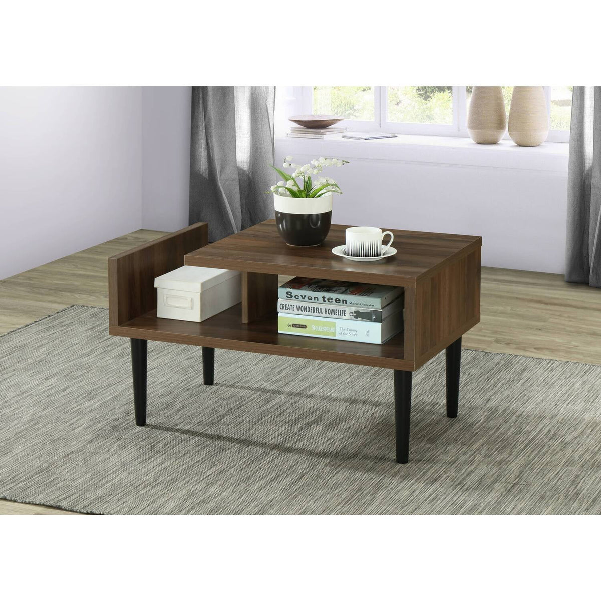 Mid Century Modern Coffee Table with Wood Legs V758311