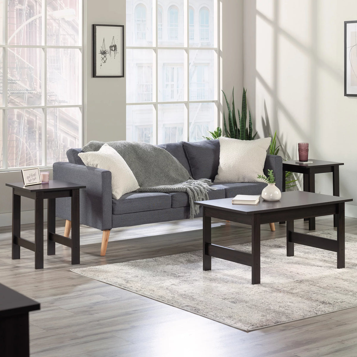 3-Piece Accent Table Set O67114
