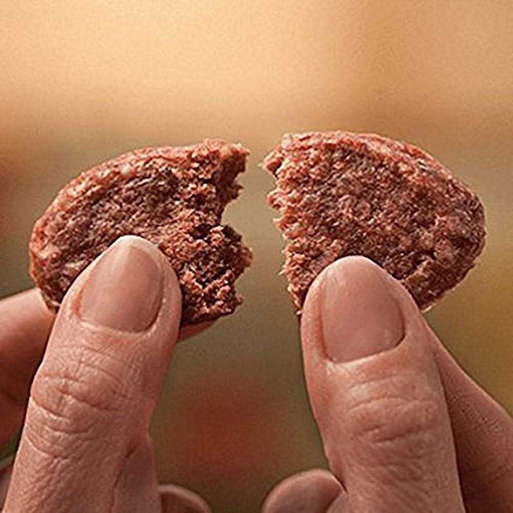 Beef Sausage Slices with Rice Dog Treats A173744