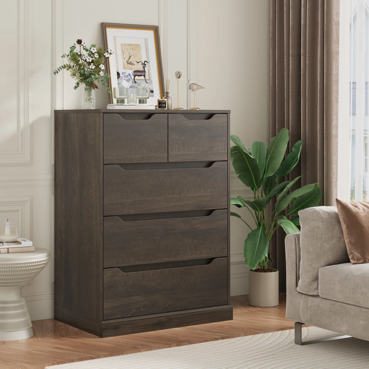 White 5 Drawer Wood Dresser C961814