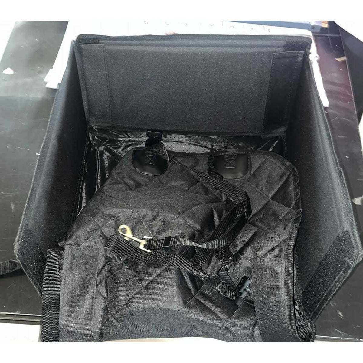 Dog Car Seat for Small to Medium-Sized Dogs B5541